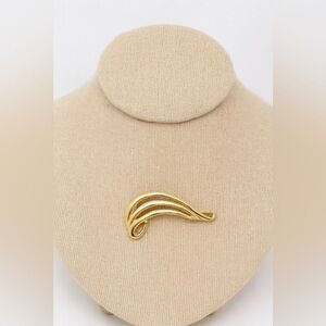 80's Vintage Women's Gold Toned Swirly Musical Note Brooch‎ Pin Elegant Academia